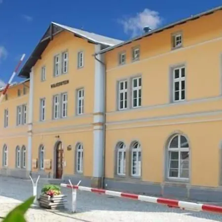 Wolkensteiner Zughotel 3*